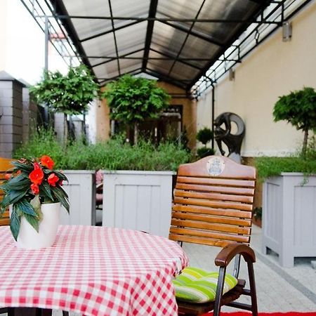 Pokoje De Luxe Figaro Płock Exteriör bild