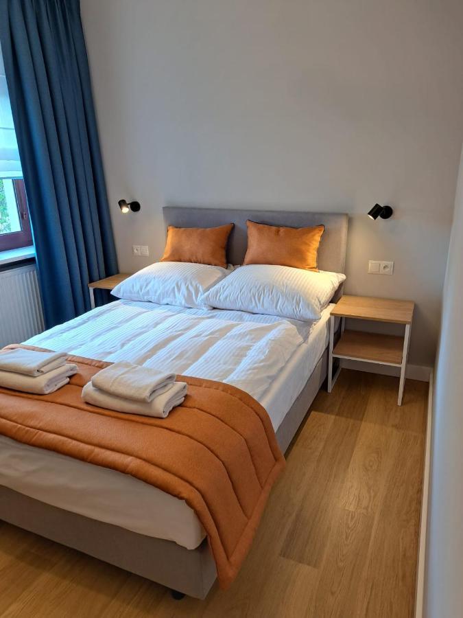 Pokoje De Luxe Figaro Bed and Breakfast Płock Exteriör bild