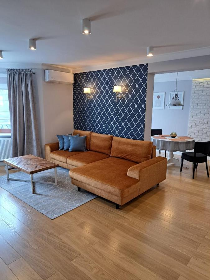 Pokoje De Luxe Figaro Płock Exteriör bild